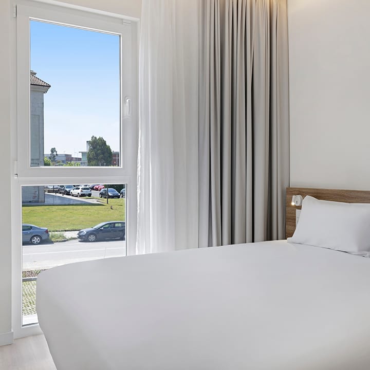 B&B HOTEL Santiago Milladoiro — 2