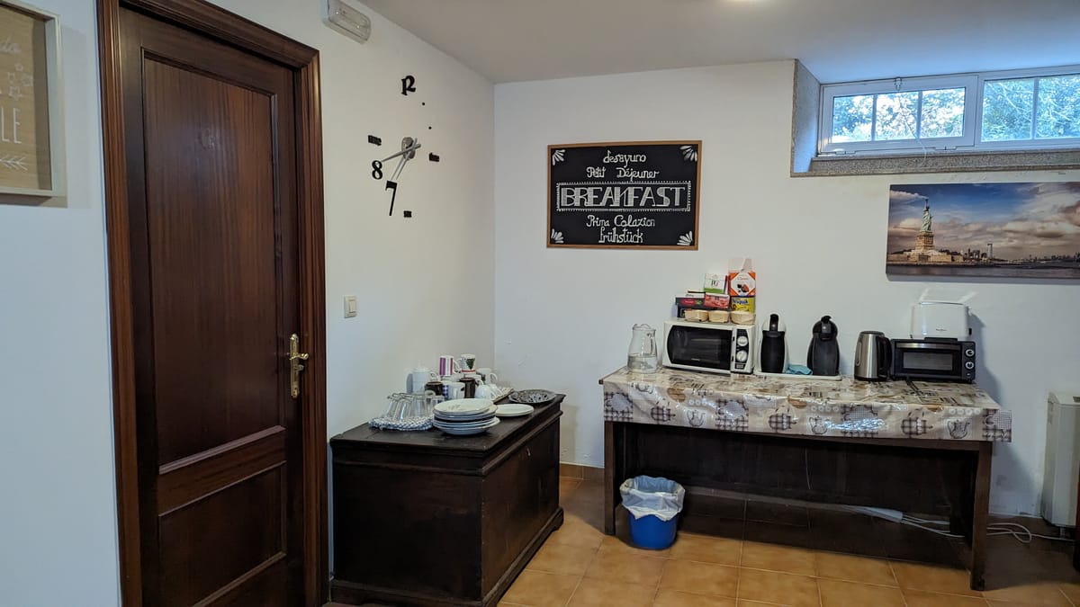 Pensión Albergue de Logrosa. — 4