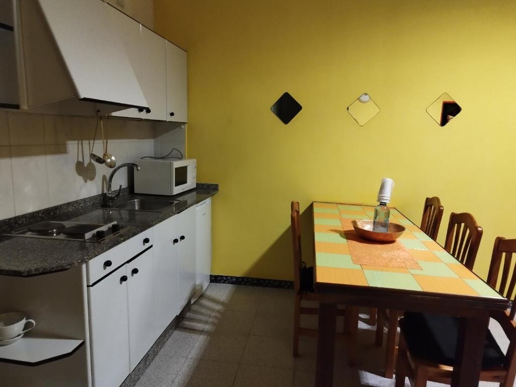 Apartamentos Blanco Y Negro — 4
