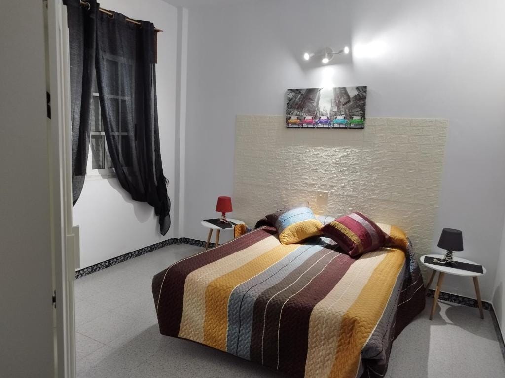 Apartamentos Blanco Y Negro — 5