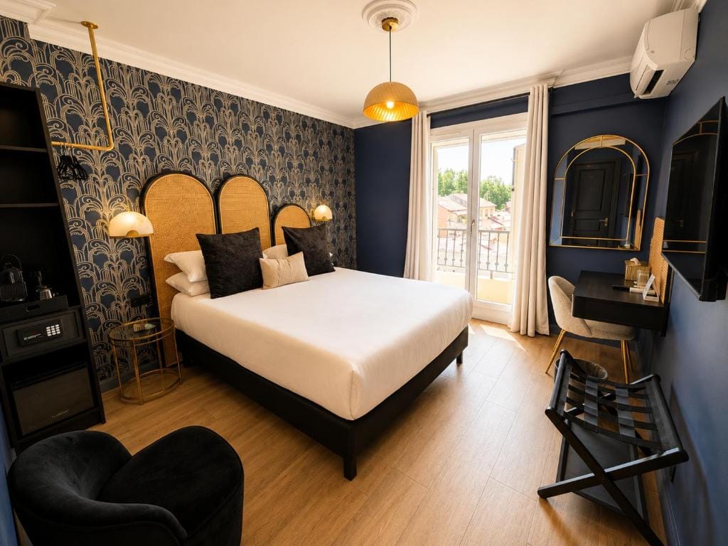 Hôtel la Caravelle - Aix-en-Provence centre historique — 1