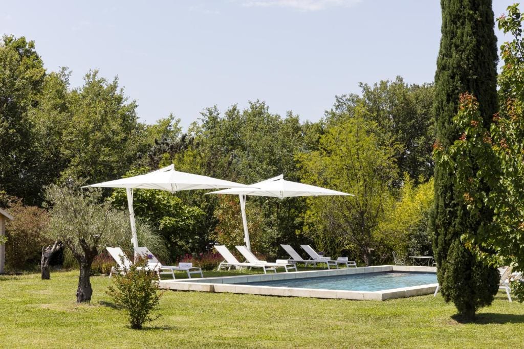 La Bastide de Damien, 5 clefs Demeure d'Exception et Table Remarquable dans le guide Teritoria, JACUZZI Privatif, Cuisine étoilée Dominique Frérard — 5