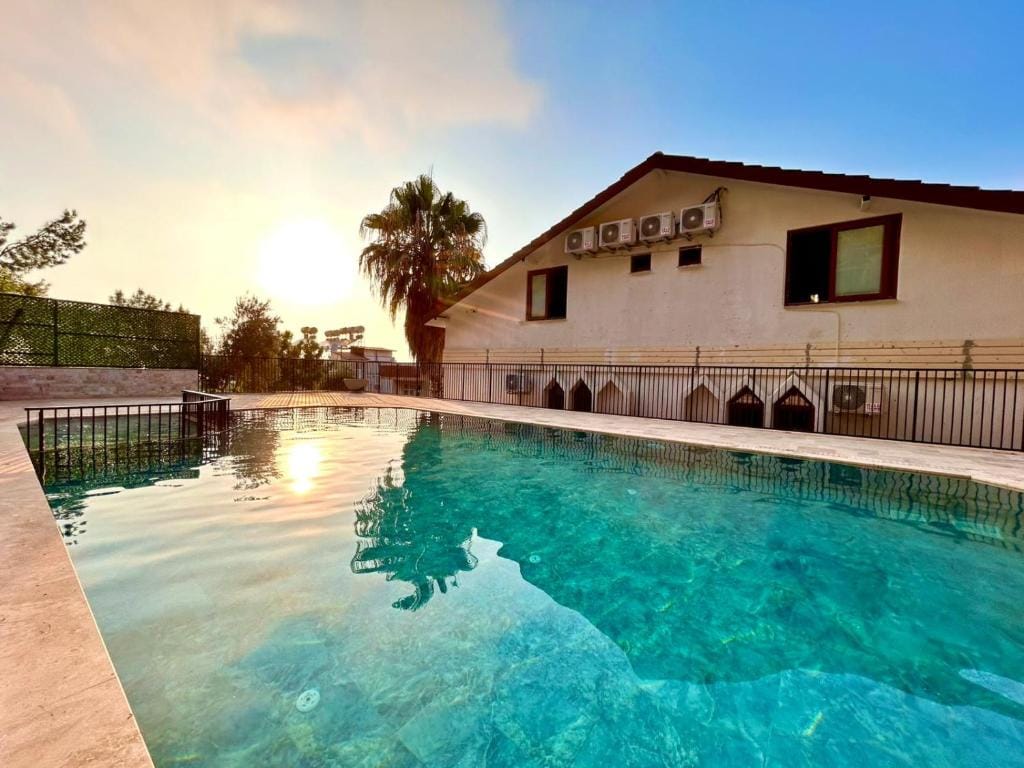 Castello By Mediterra Hotel — 4