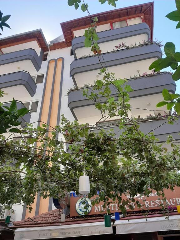Musti Apart Hotel — 1