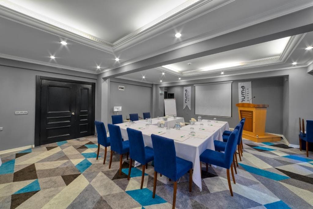 Numa Port Hotel — 4