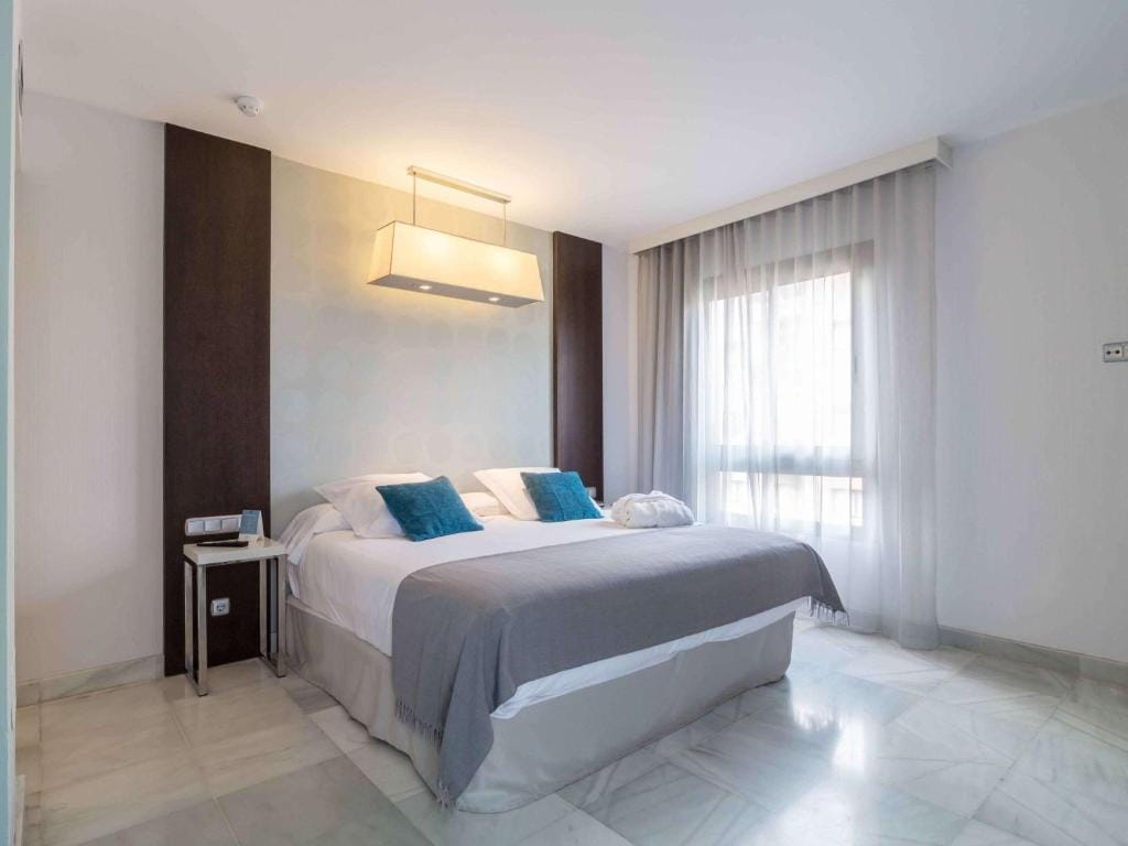 Suittes Hotel