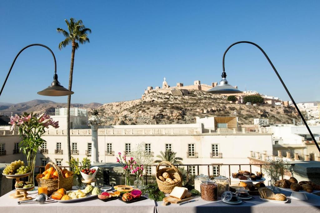 Aire Hotel & Ancient Baths — 2