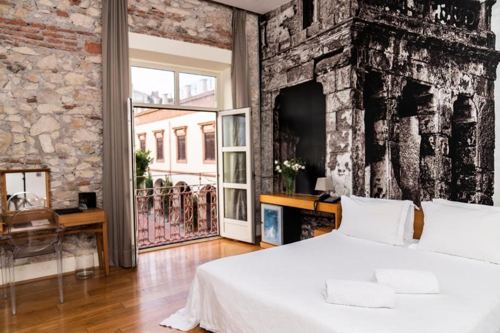 Aire Hotel & Ancient Baths — 3
