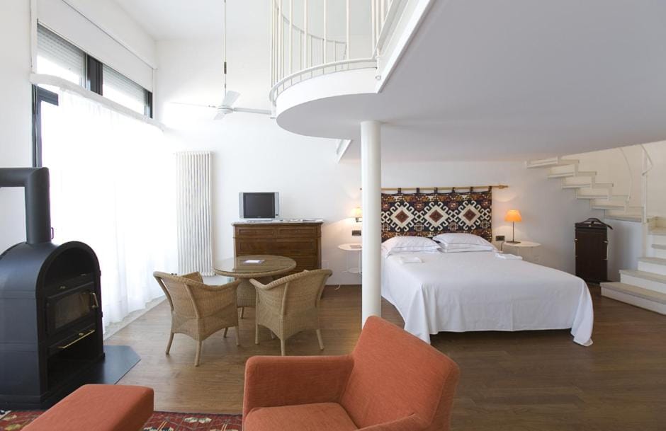 Hotel Emilia — 5