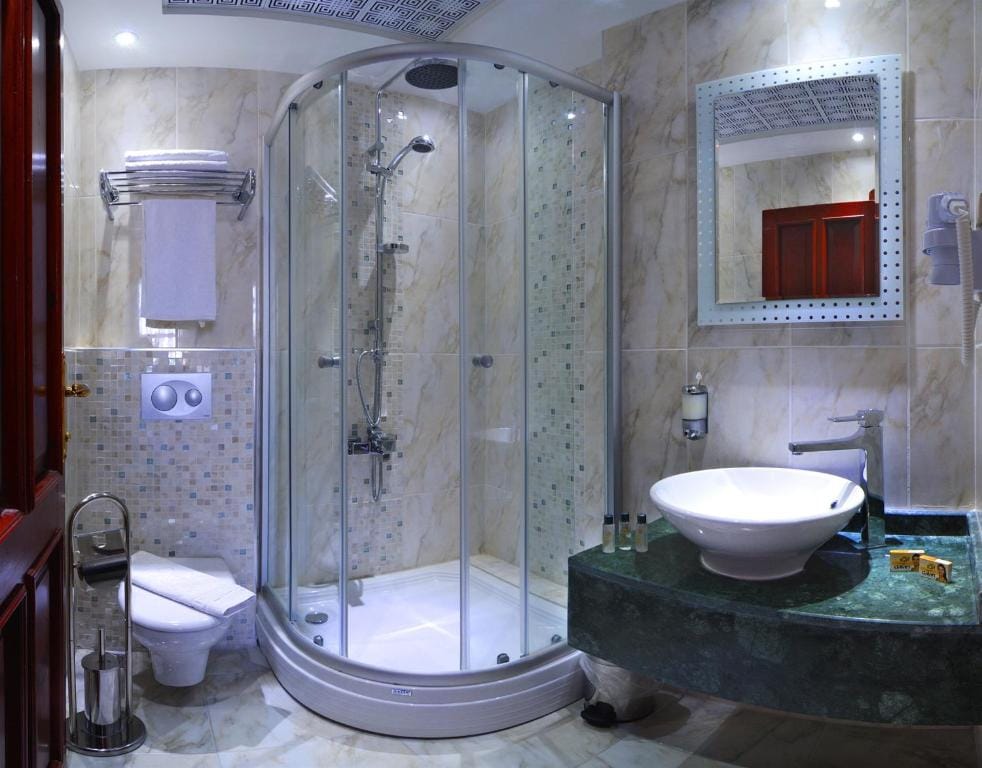 White Garden Hotel-Adult Only — 2