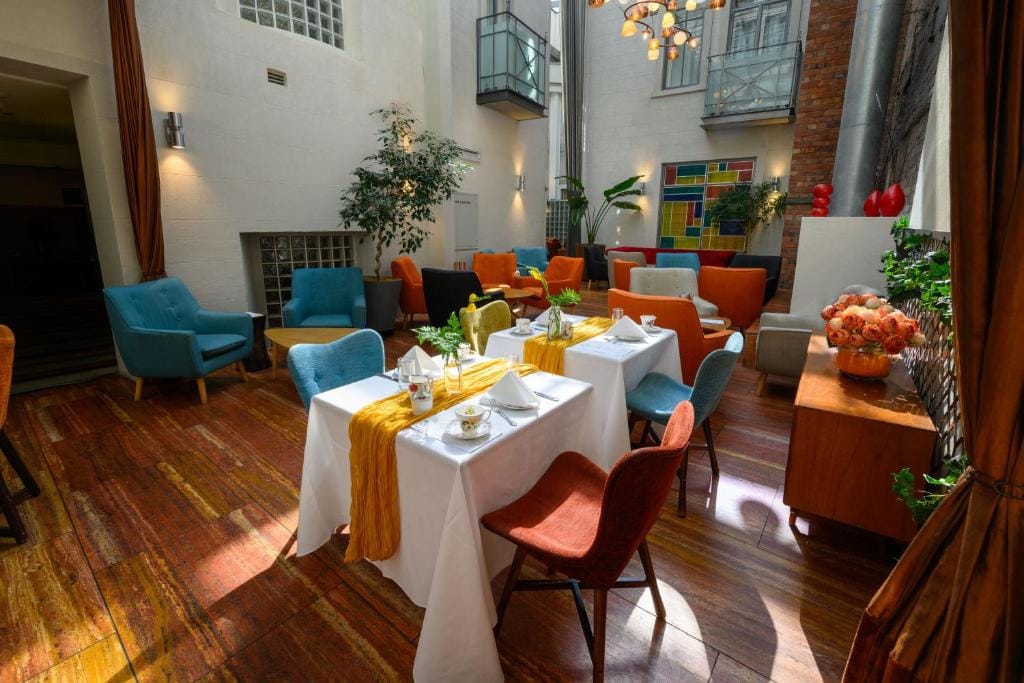Hotel DeBrett — 4