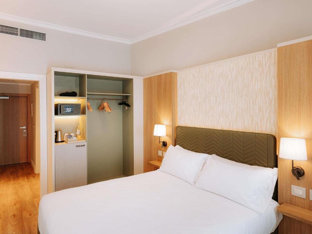 Mövenpick Hotel Bari — 5