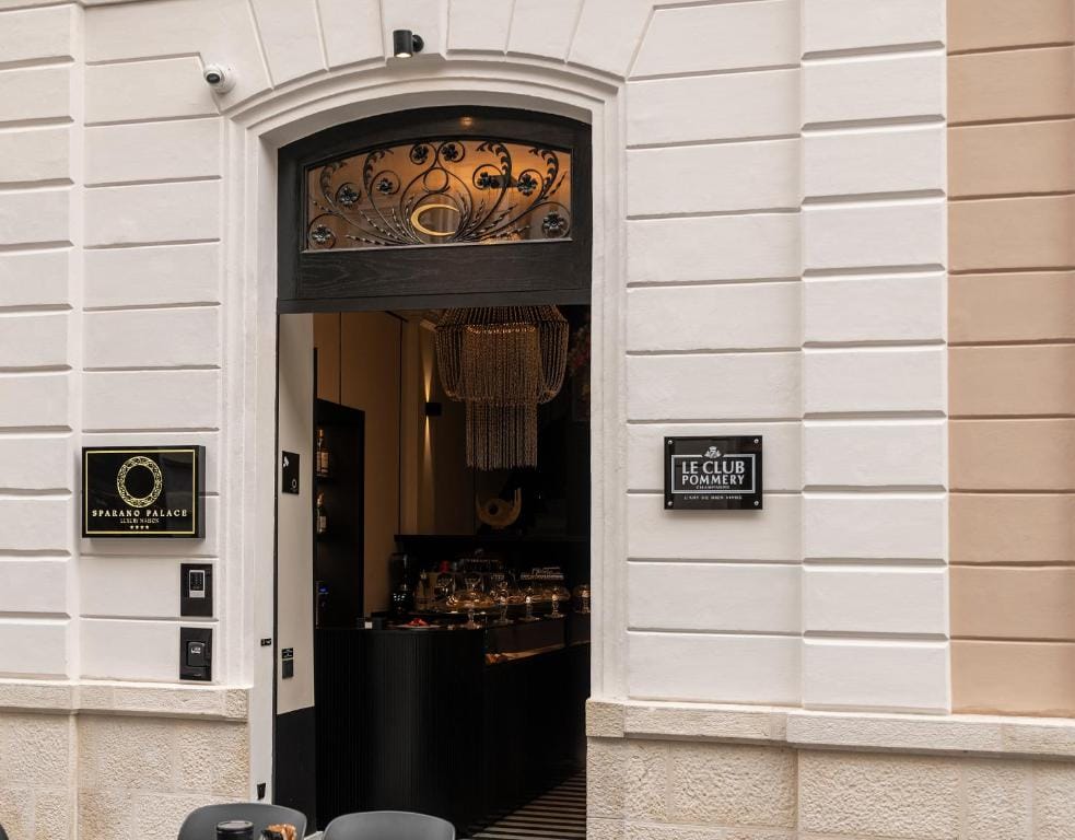 Sparano Palace - Luxury Maison — 5