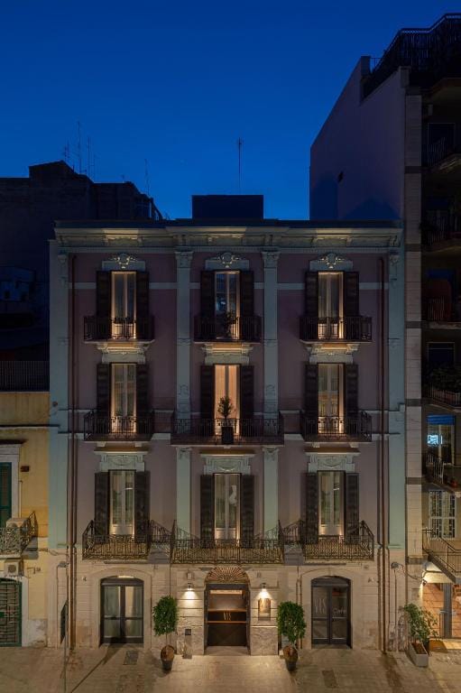 VIS urban suites & spa - Boutique Hotel — 1