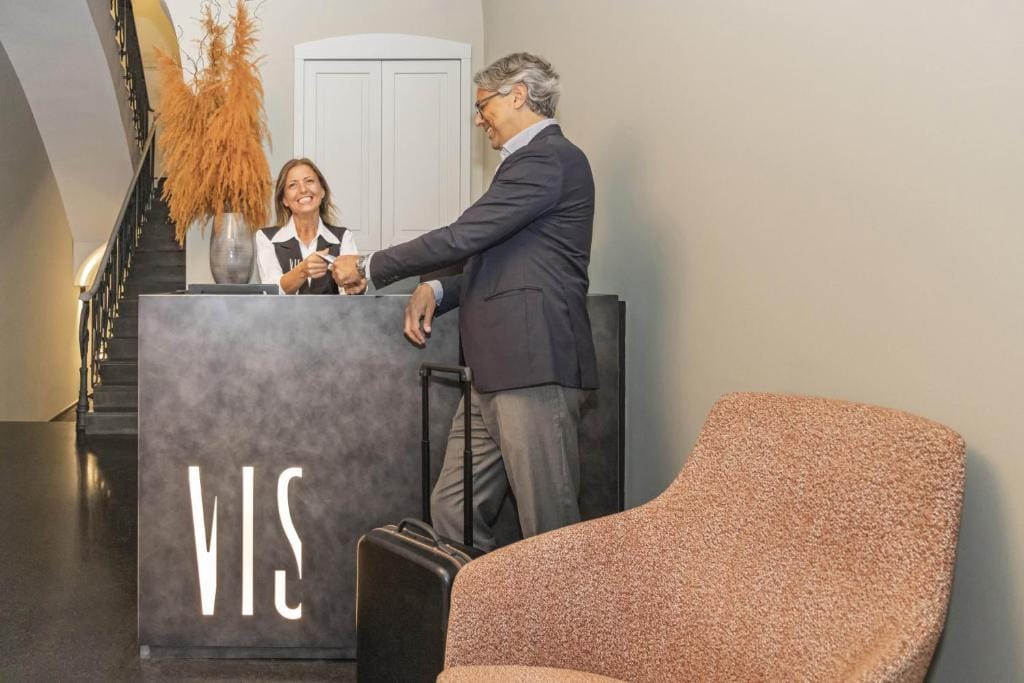 VIS urban suites & spa - Boutique Hotel — 3