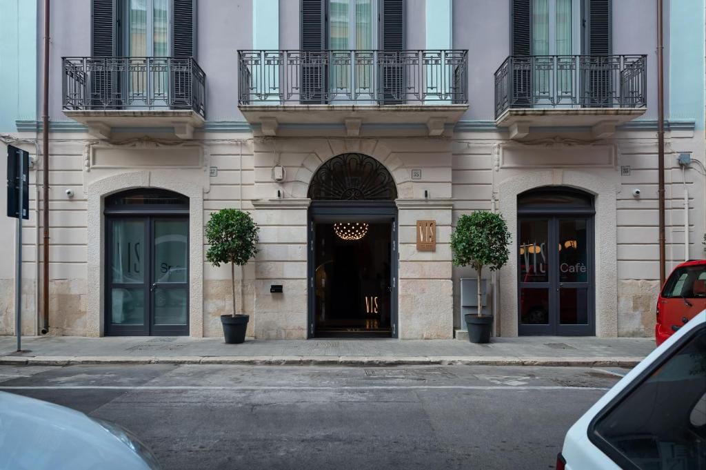 VIS urban suites & spa - Boutique Hotel — 5