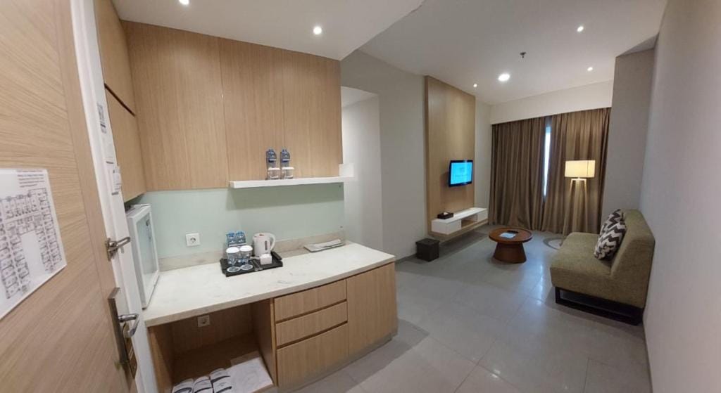Hotel Santika Mega City Bekasi — 3