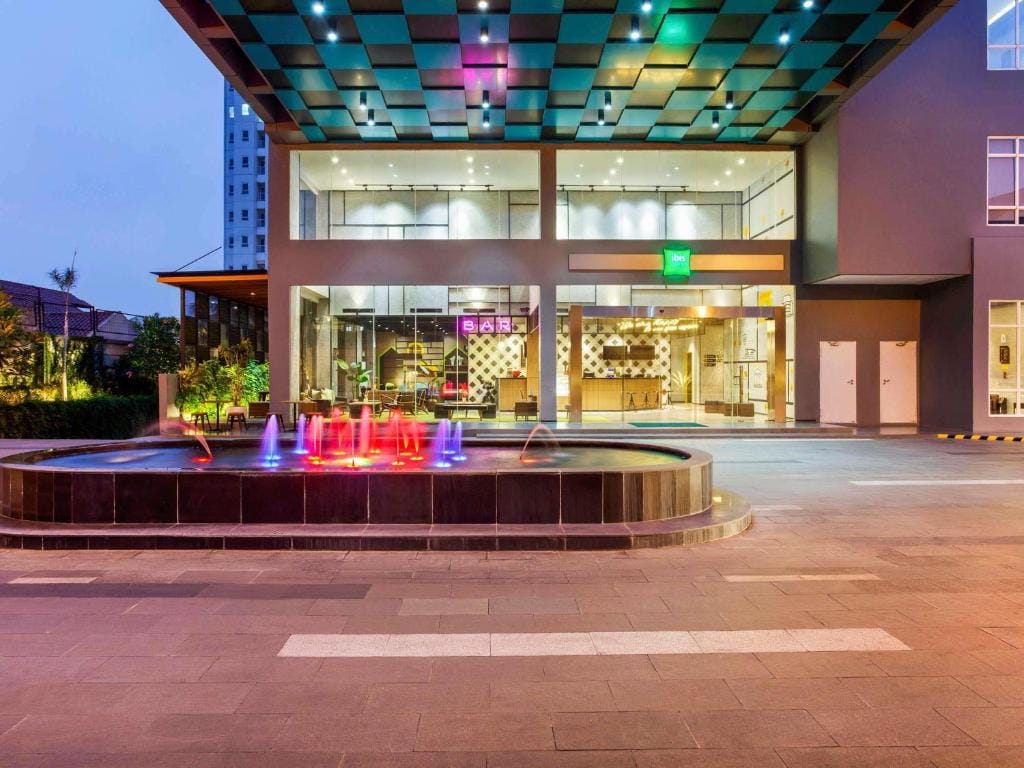 ibis Styles Bekasi Jatibening — 3