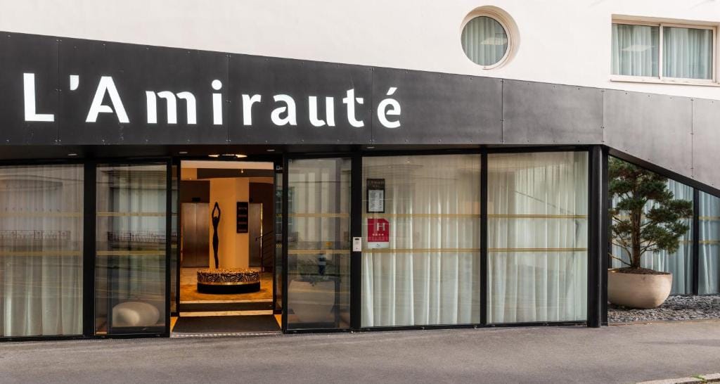 L'Amirauté Brest — 4