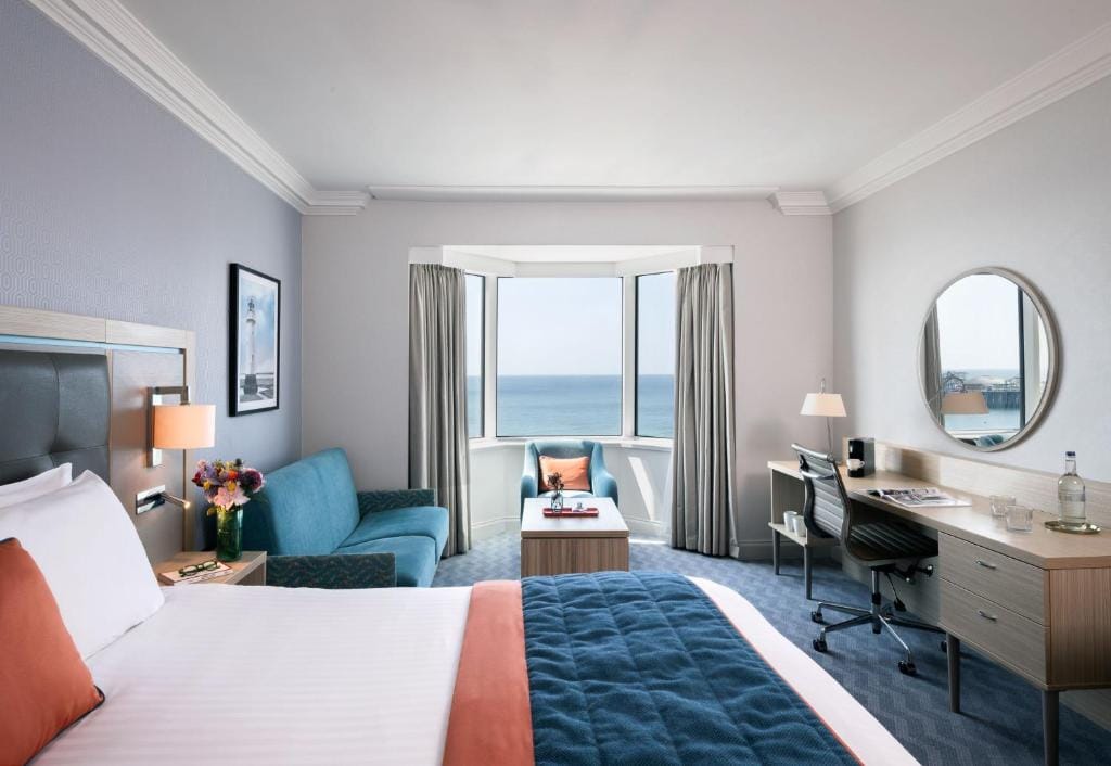 Leonardo Royal Hotel Brighton Waterfront — 2