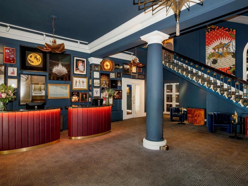 Mercure Brighton Seafront Hotel — 2