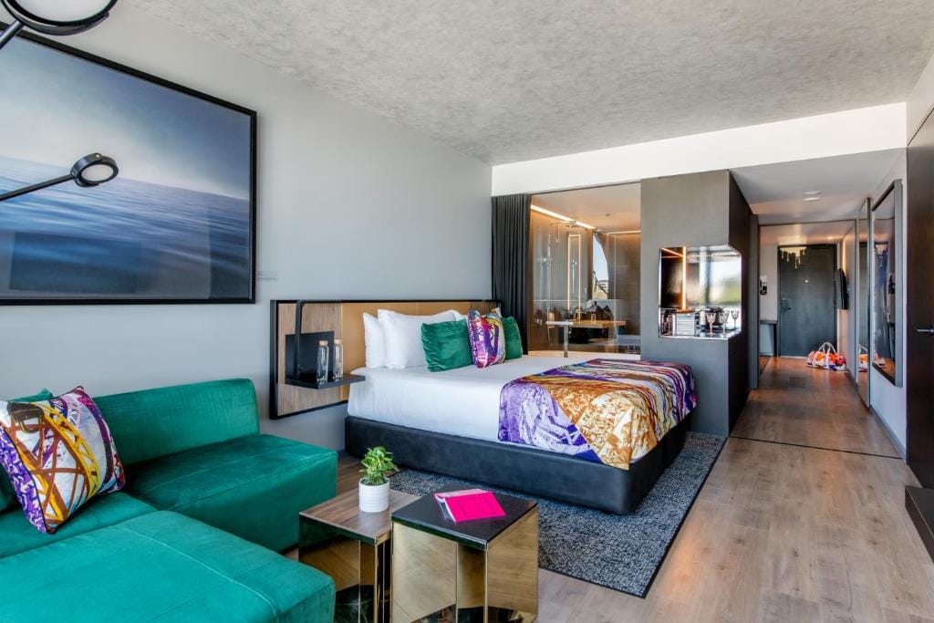 Crystalbrook Vincent — 1
