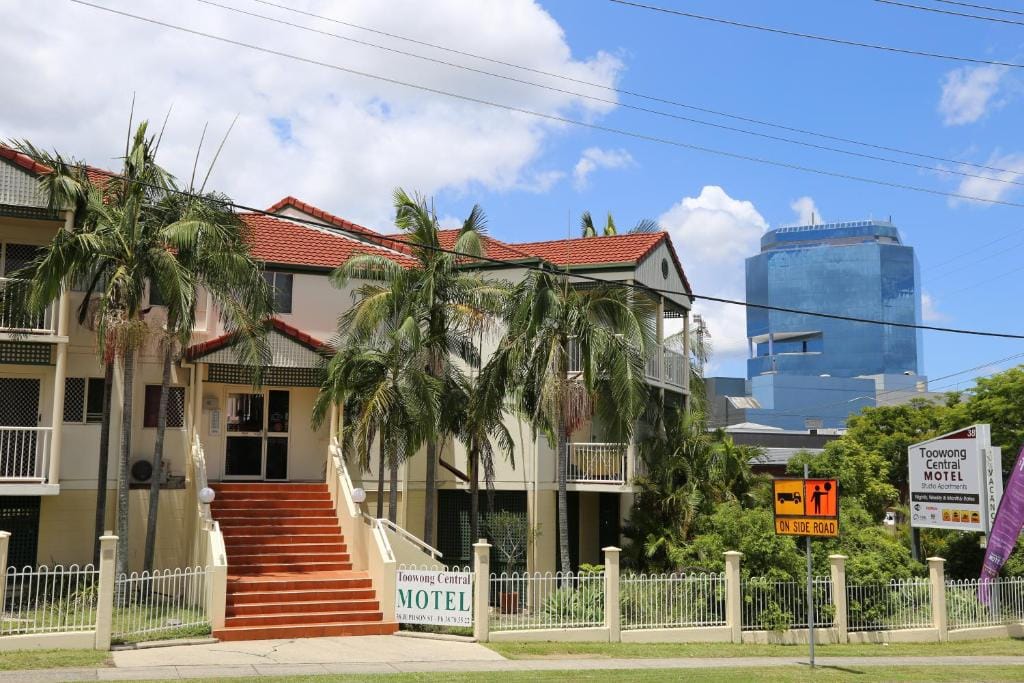 Toowong Central Motel Apartments — 1