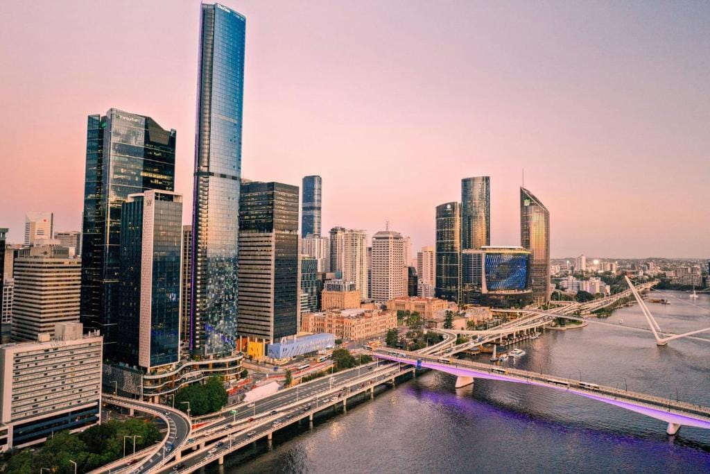 W Brisbane — 1