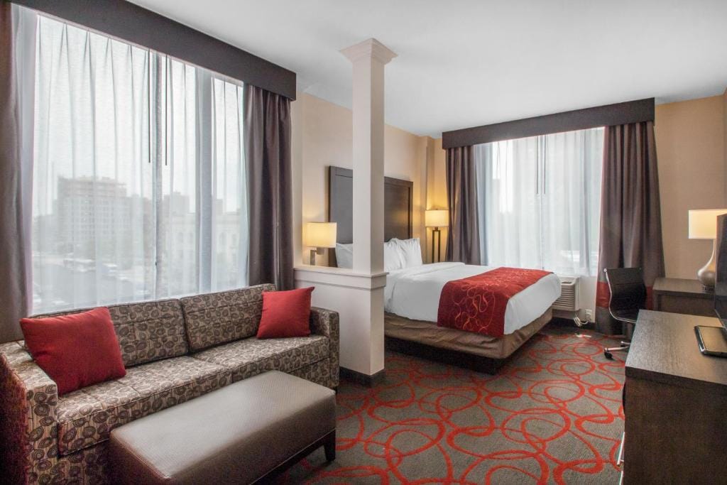 Comfort Inn & Suites near Stadium — 2