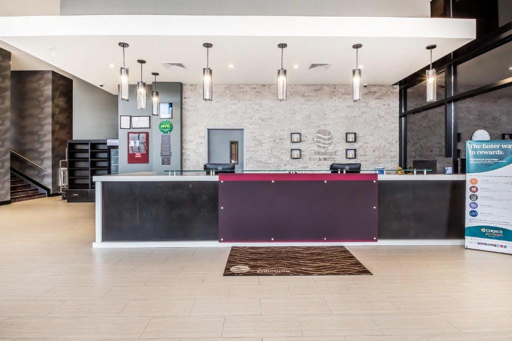 Comfort Inn & Suites near Stadium — 5