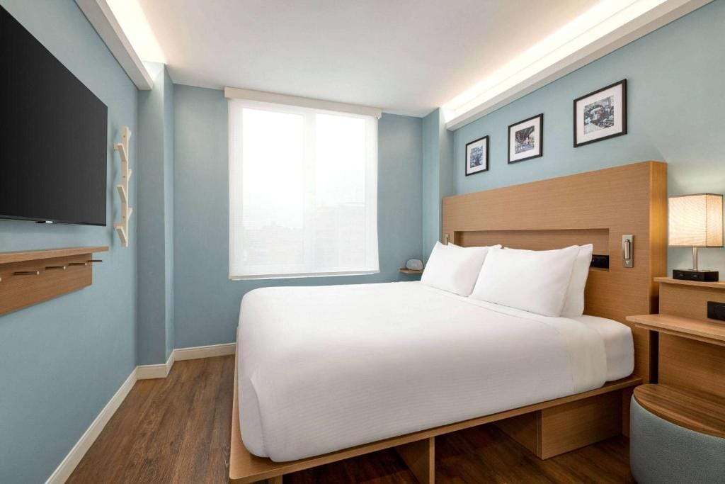 Wingate by Wyndham Bronx Haven Park — 5