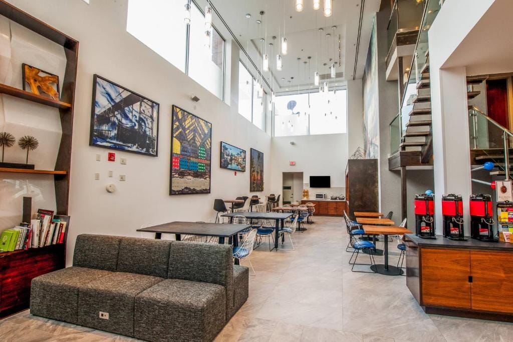 Fairfield Inn & Suites By Marriott New York Brooklyn — 1