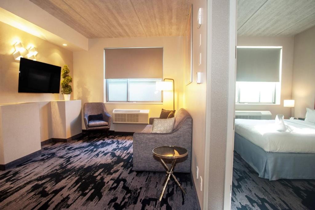 Fairfield Inn & Suites By Marriott New York Brooklyn — 2