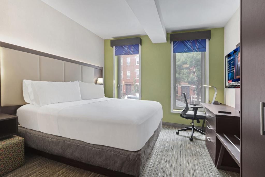 Hotel 1200 — 2