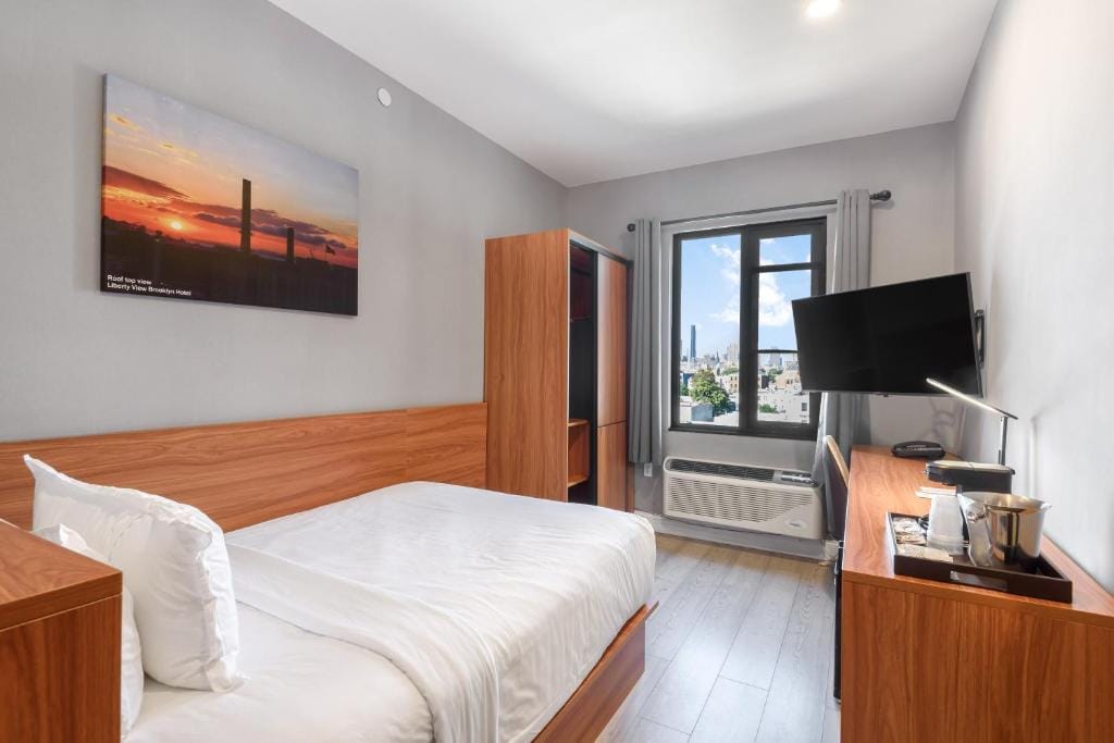 Liberty View Brooklyn Hotel — 5