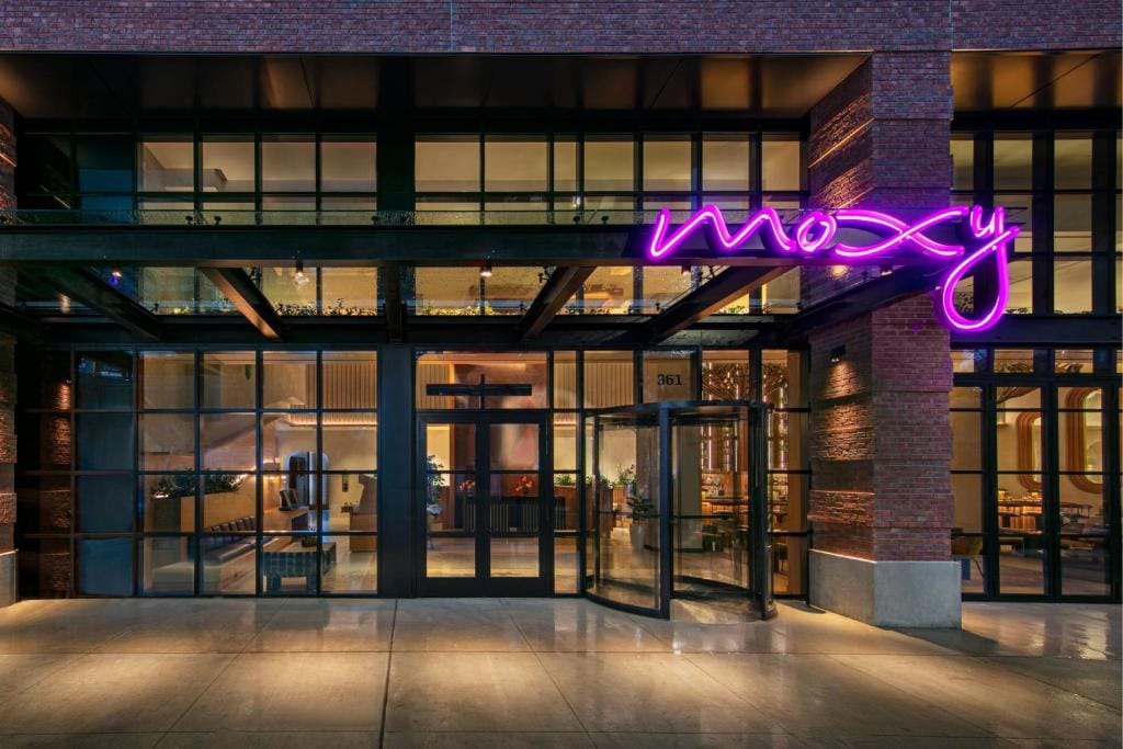 Moxy Brooklyn Williamsburg — 5