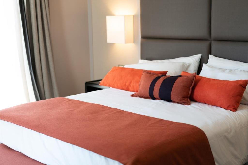 Carles Hotel — 4