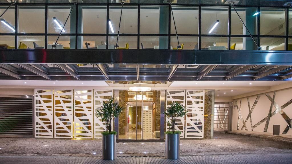 Howard Johnson Plaza Buenos Aires — 1