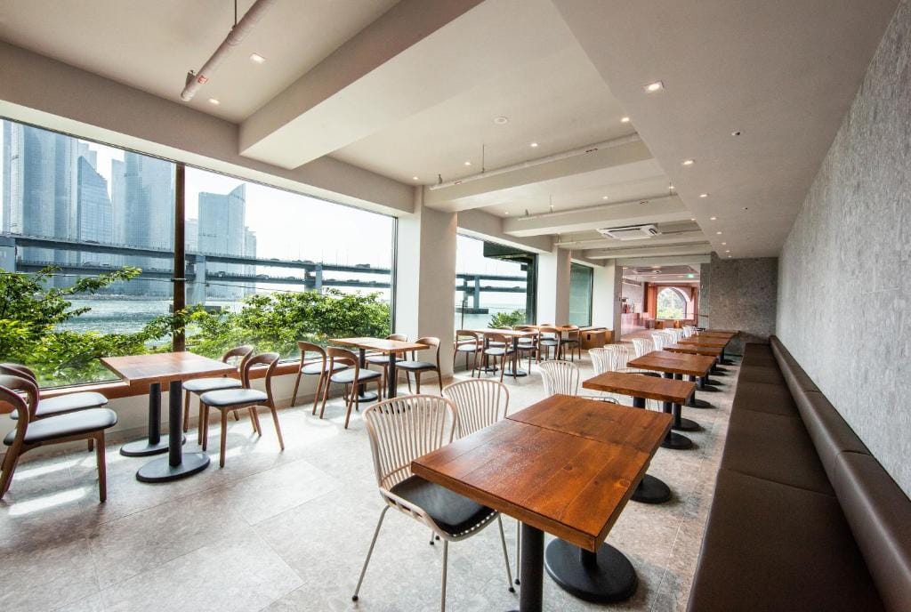 AG405 Hotel — 4