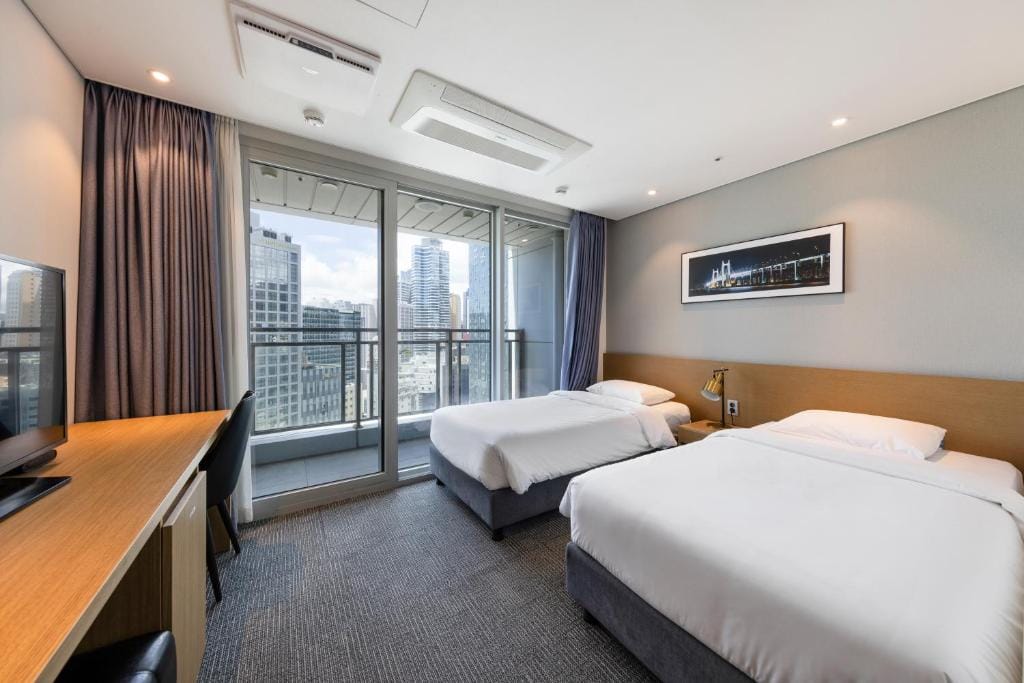 Hotel Marysol 1 — 2