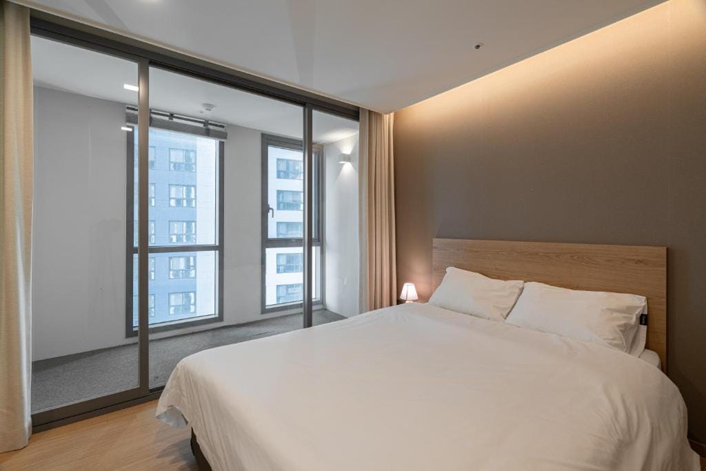 The solid residence - Elbon the stay by haeundae — 3