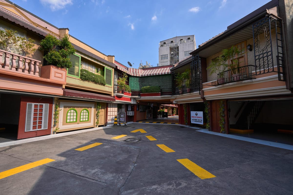 Victoria Court North Edsa — 3
