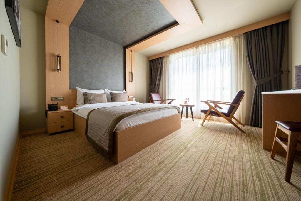 Avec Hotel — 5