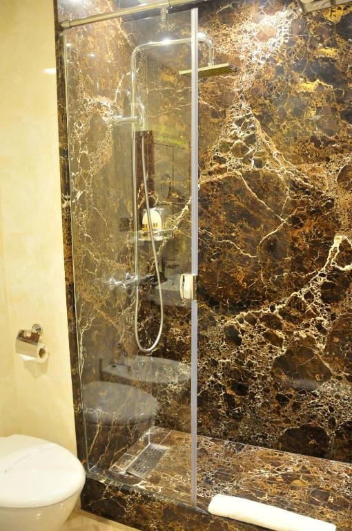 Suite Hotel Casa Diamond — 5