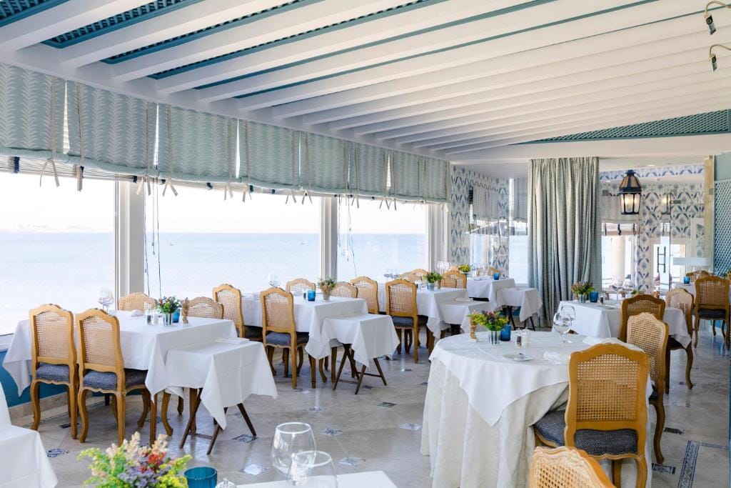 The Albatroz Hotel — 4