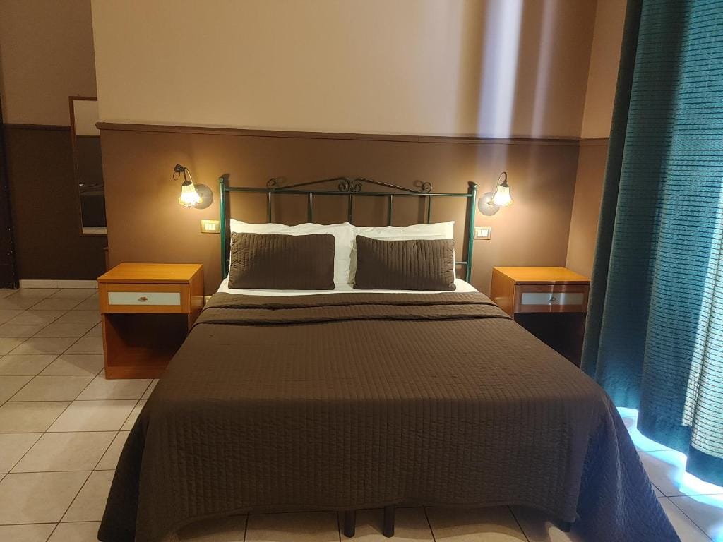 Hotel Biscari — 2