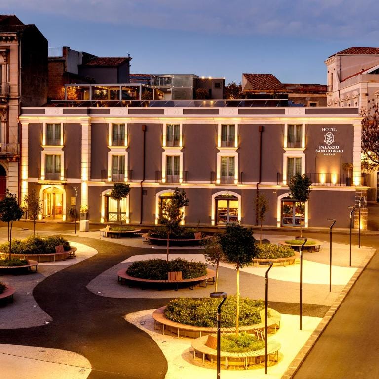 Palazzo Sangiorgio — 1