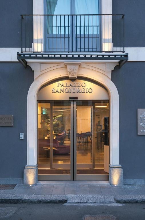 Palazzo Sangiorgio — 5