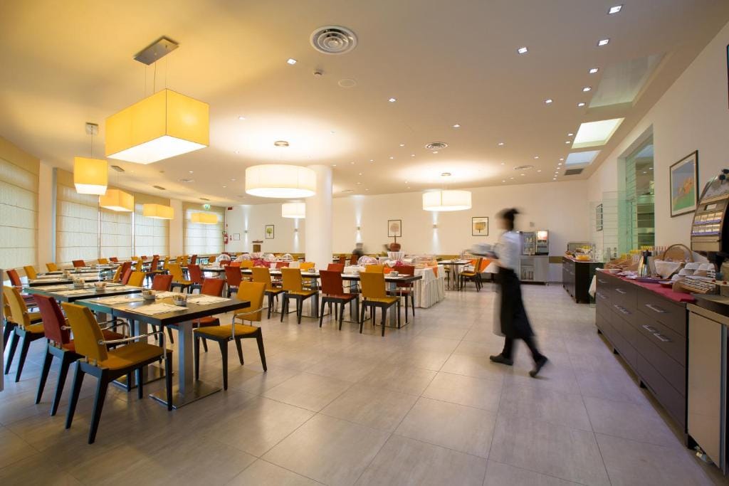 UNA HOTELS Cesena Nord — 4