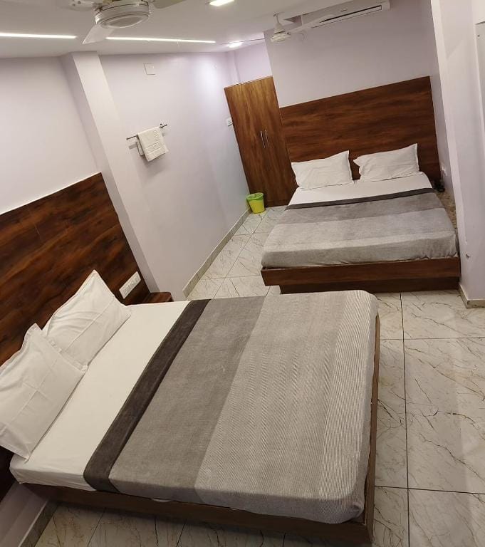 GREENS INN near Madras High Court and Harbour Chennai Port — 3